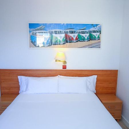 Solvi Hotel - Adults Only 比利亚努埃瓦-赫尔特鲁 外观 照片