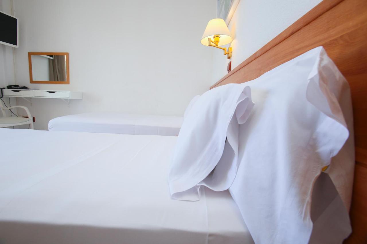 Solvi Hotel - Adults Only 比利亚努埃瓦-赫尔特鲁 外观 照片